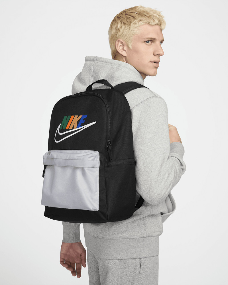 Nike Heritage Backpack (25L) 1