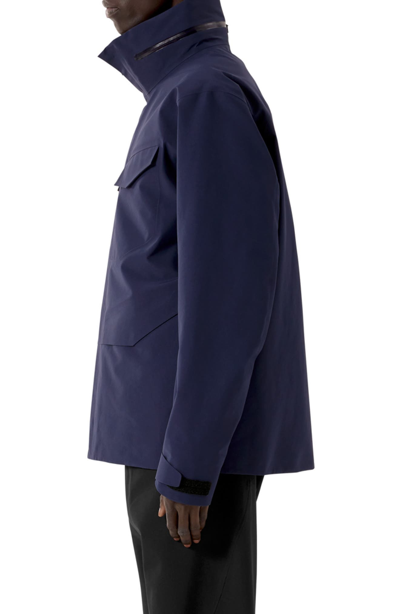 Veilance Field LT Gore-Tex® 3L Waterproof Jacket in Passport at Nordstrom - 3