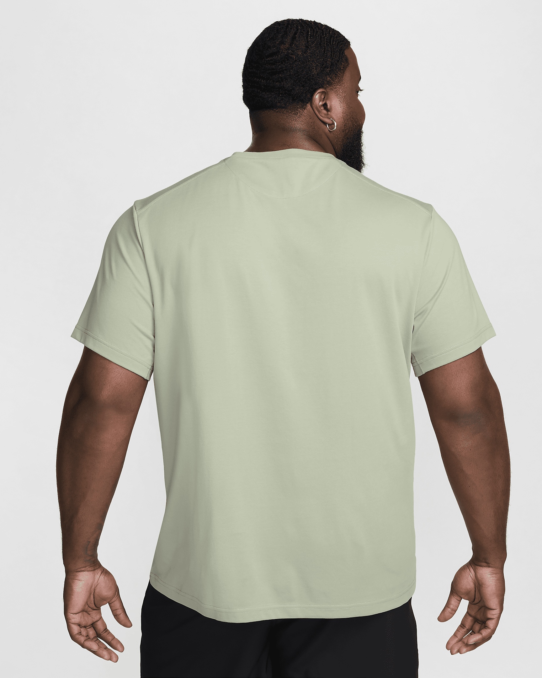 Nike Primary Men's Dri-FIT Short-Sleeve Versatile Top - 9