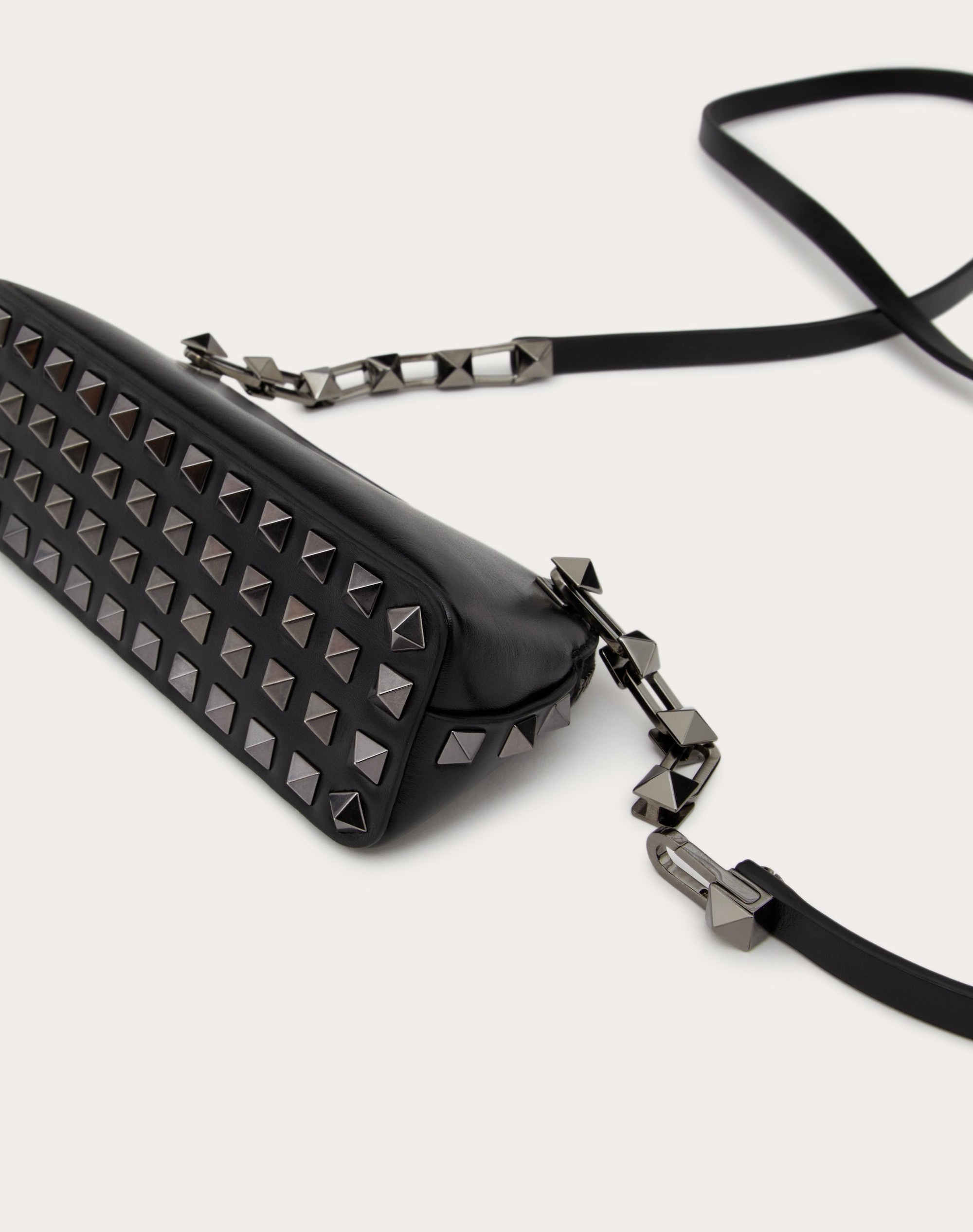 MINI ROCKSTUD SHINY CALFSKIN CLUTCH - 8
