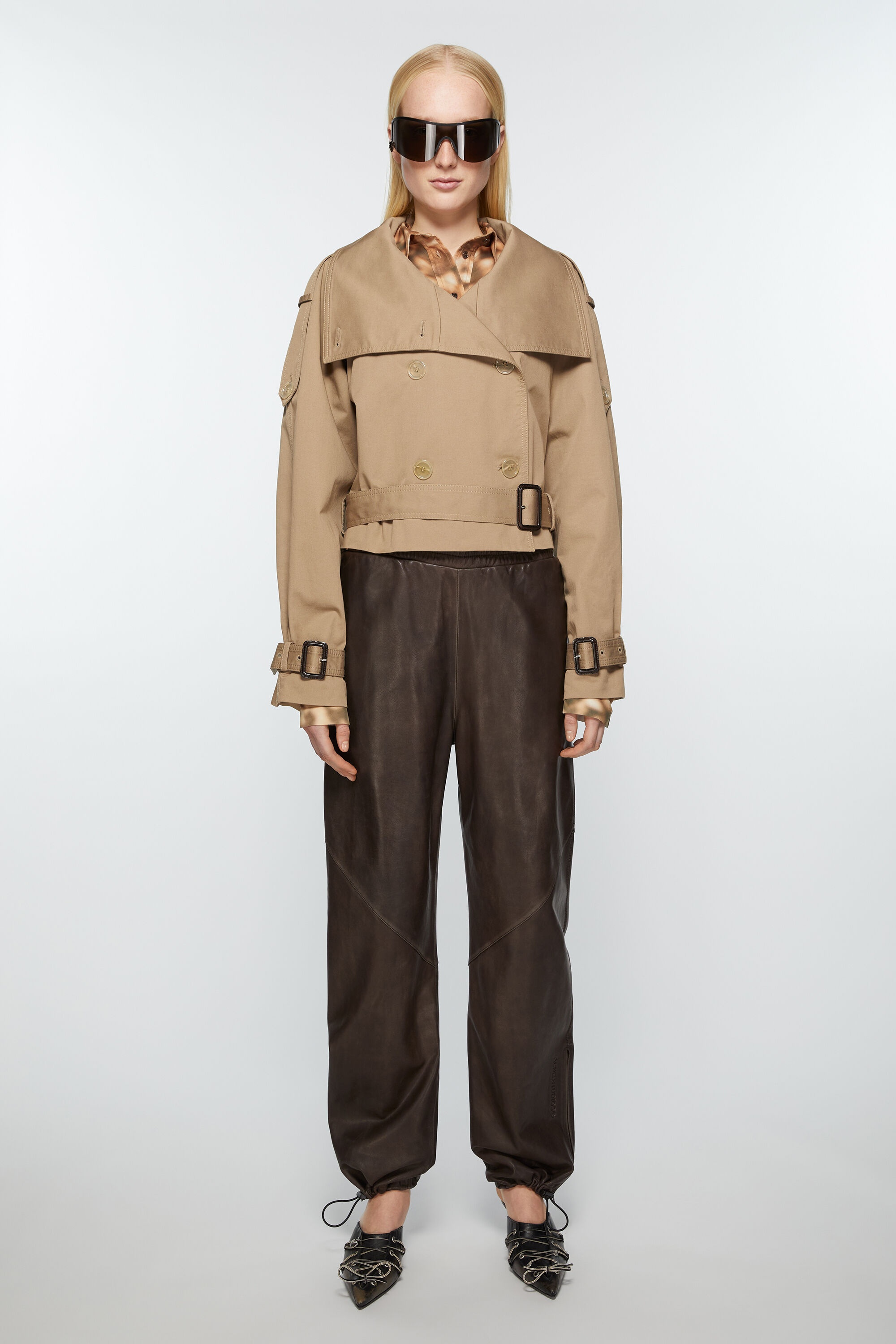 Double-breasted trench jacket - Cold beige - 2