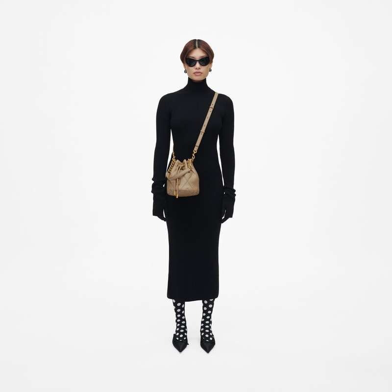 Marc Jacobs THE QUILTED LEATHER J MARC BUCKET BAG outlook