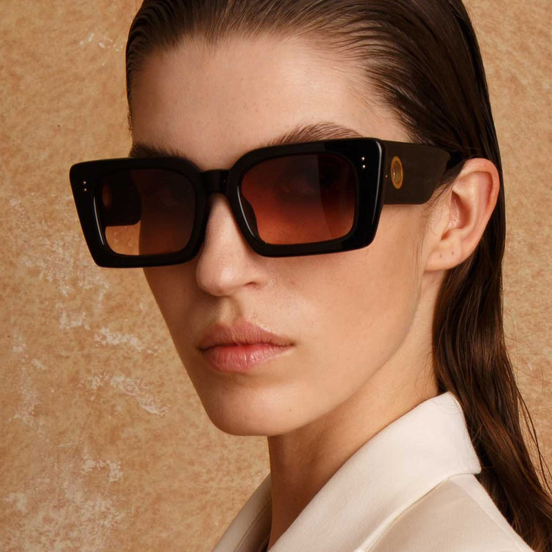 LINDA FARROW NIEVE RECTANGULAR SUNGLASSES IN BLACK AND WINE outlook