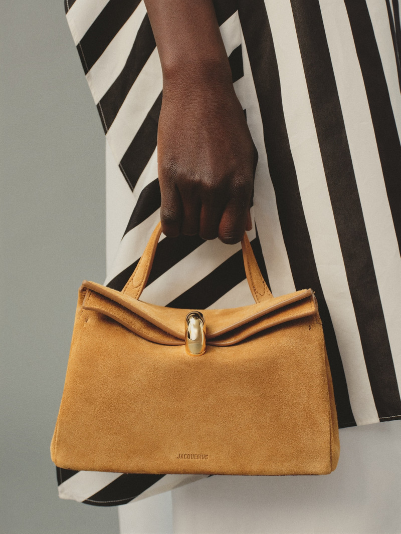 JACQUEMUS The small Valérie outlook