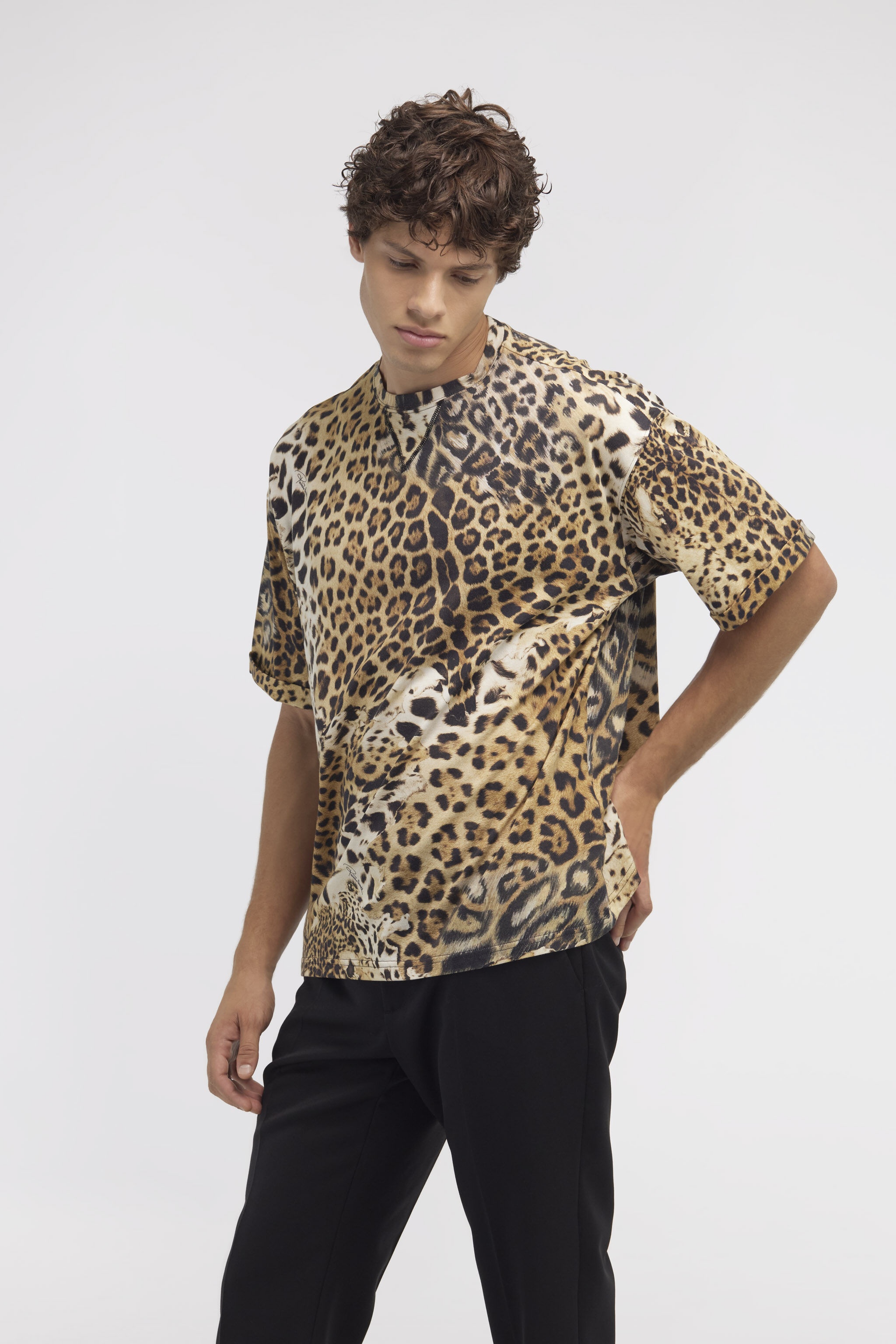 T-shirt with Jaguar Skin print - 5