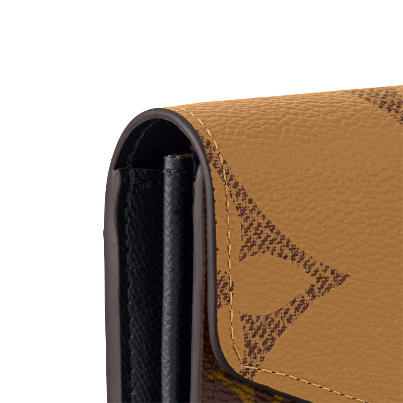 Sarah Wallet 3