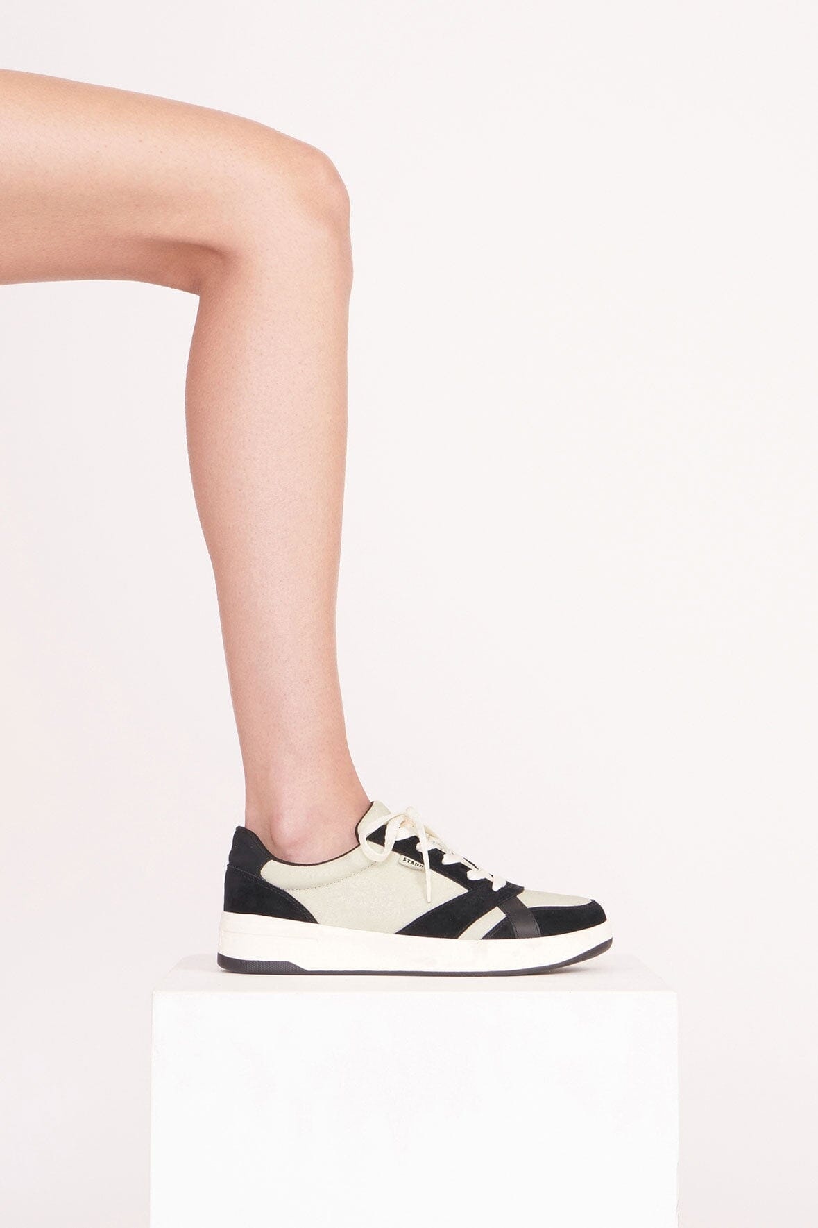 KEDS x STAUD THE COURT SNEAKER BLACK CREAM - 5