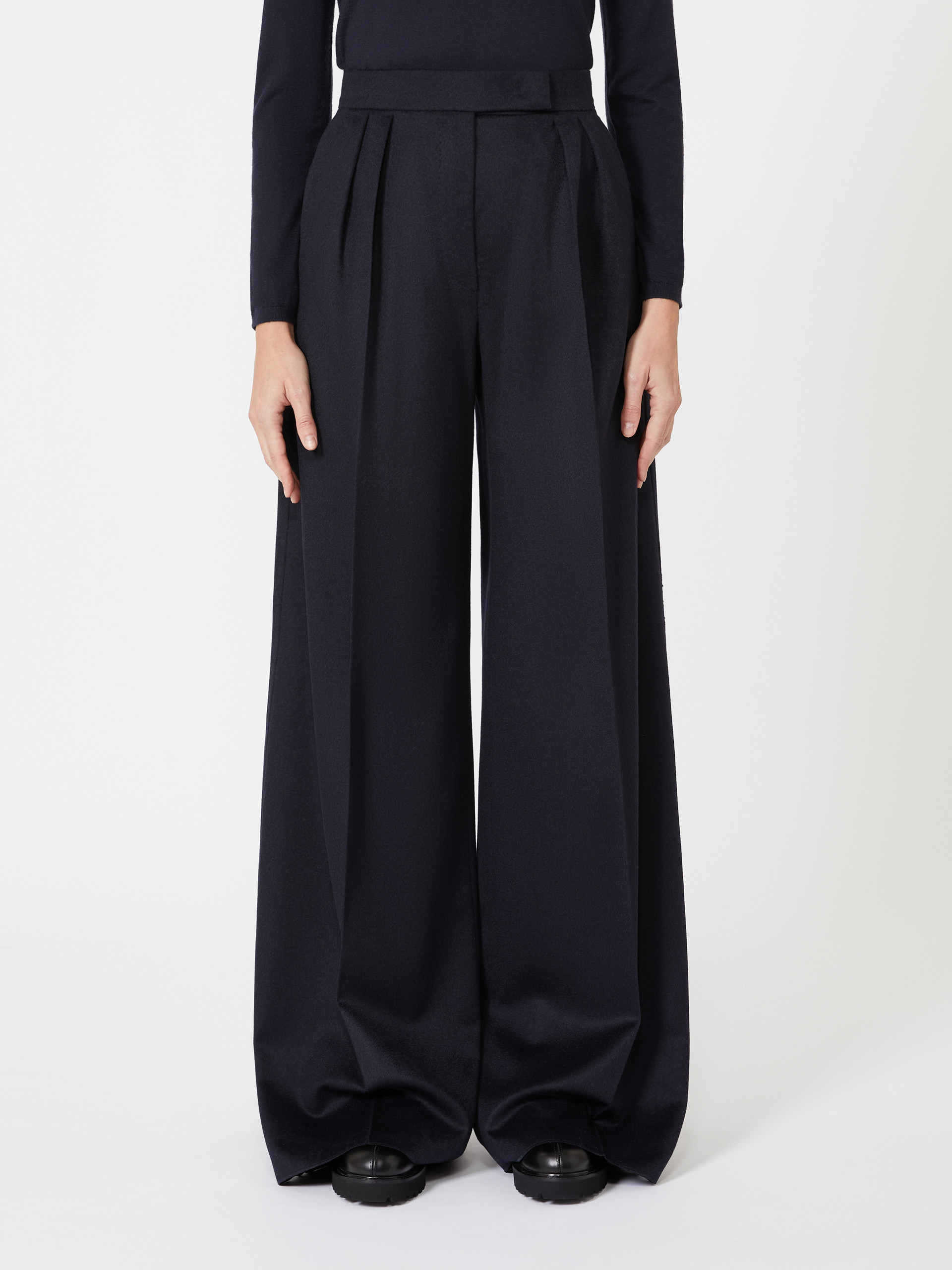 ORI Flared camel trousers - 3