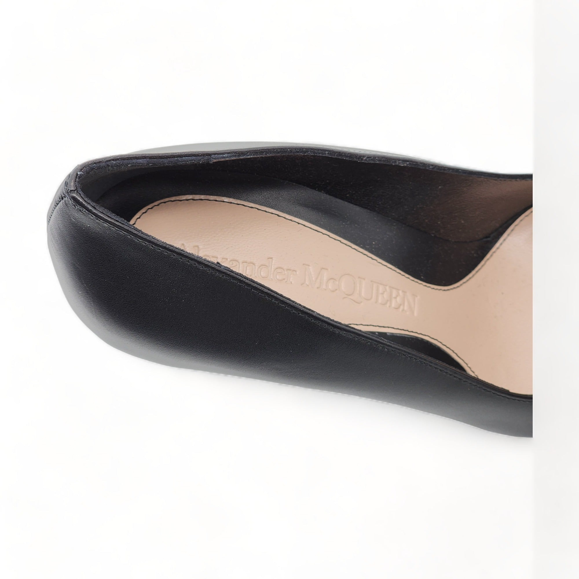 Alexander McQueen Punk Spike Pumps - Leather - Black - 6