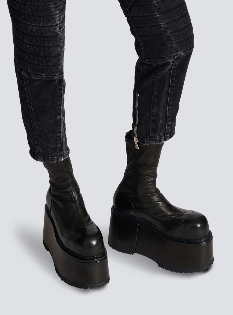 Balmain Leather platform boots outlook
