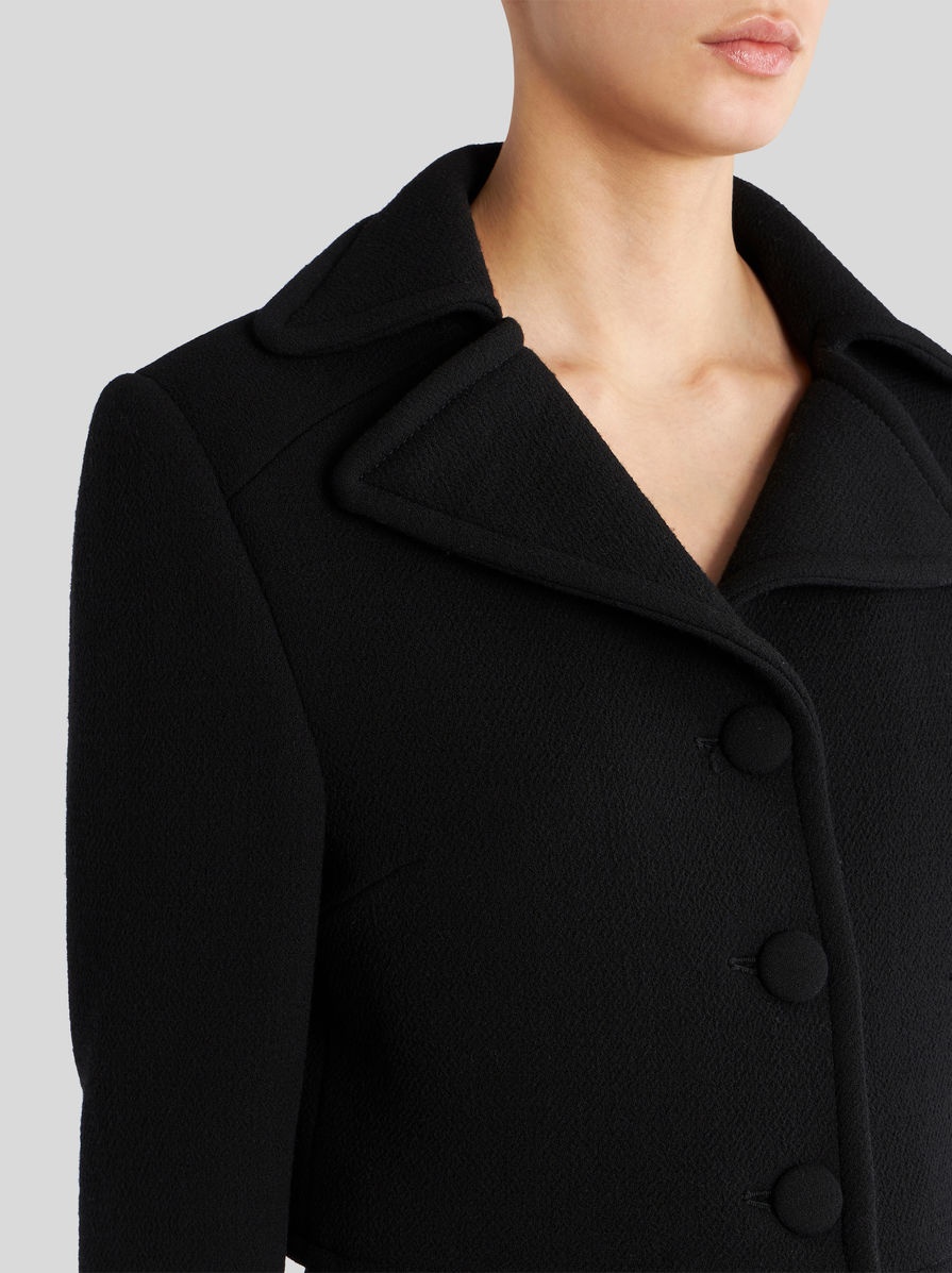CROPPED JACKET WITH EMBROIDERED FOLIAGE - 2