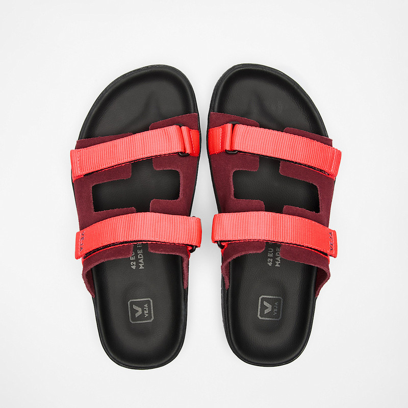 VEJA ARPOADOR SUEDE AMARANTE ROSE FLUO BLACK outlook