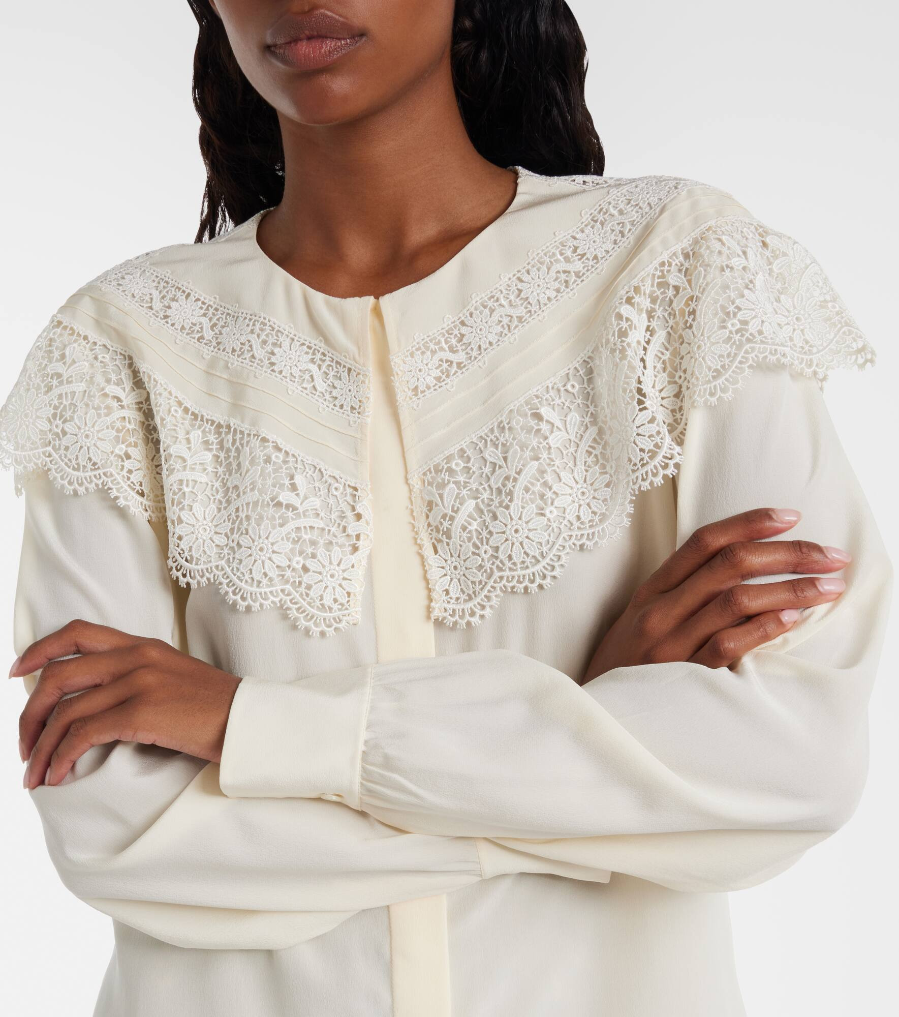 Lace-trimmed silk crêpe de chine blouse - 4