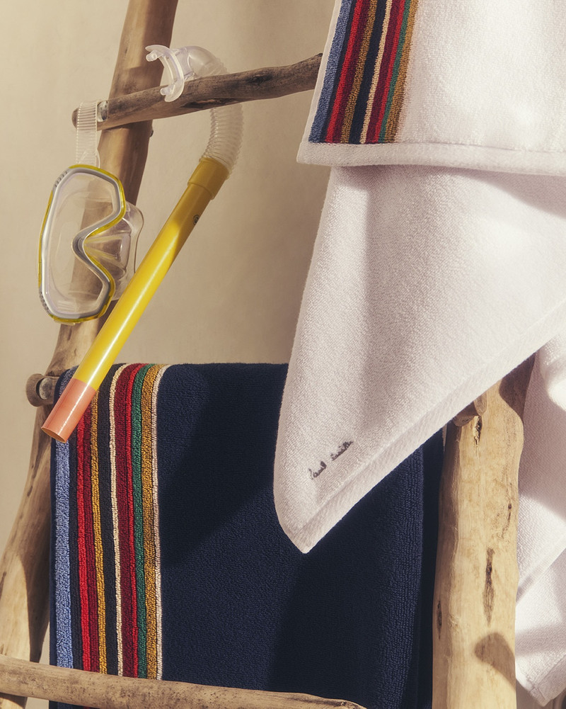 Paul Smith White 'Signature Stripe' Hand Towel outlook