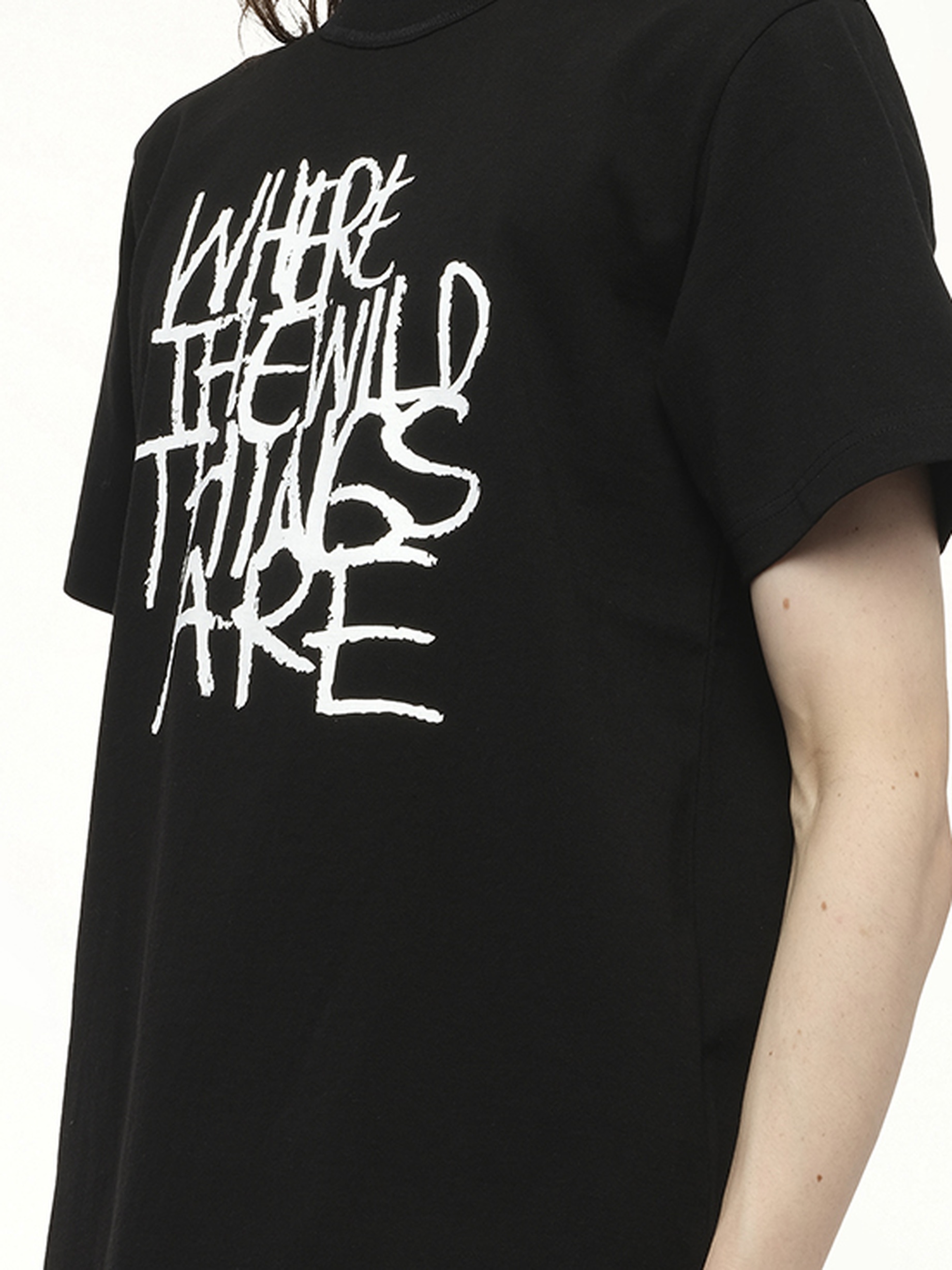 WHERE THE WILD THINGS ARE Logo T-Shirt in Black - 3