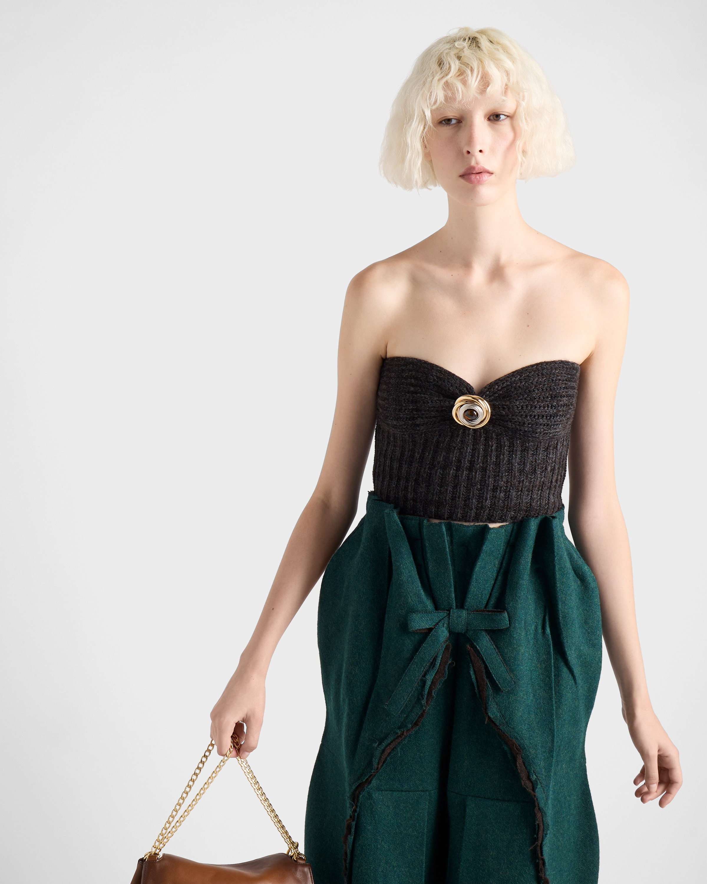 Wool and cashmere bandeau top with brooch - 4
