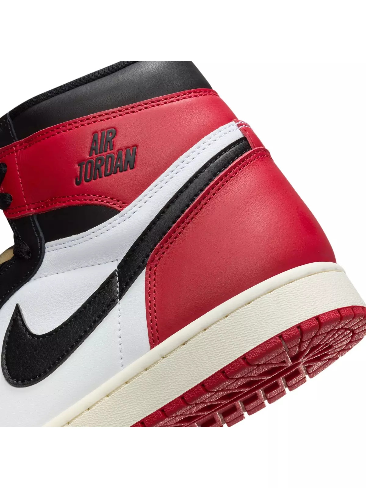 1 Retro High OG "Black Toe" Men's Shoe - 5