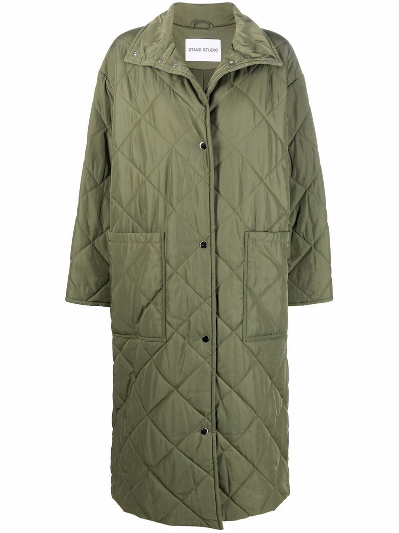 재생된 폴리에스테 quilted 외투 1
