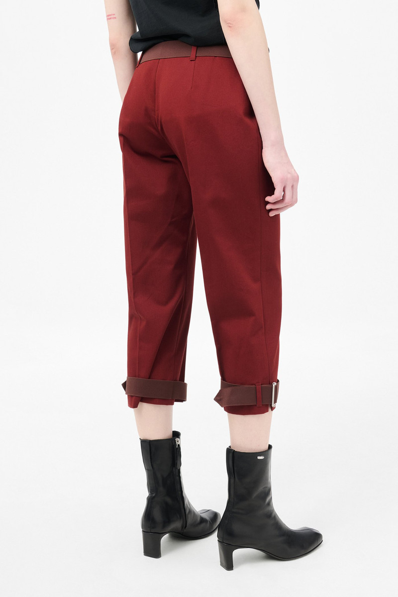 Sporty Capri Profound Red Megatwist Twill 5