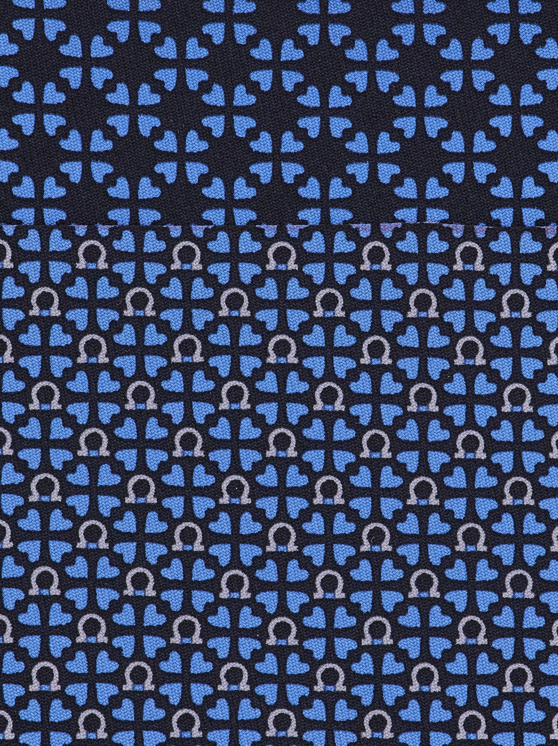 Gancini and hearts printed silk tie - 2