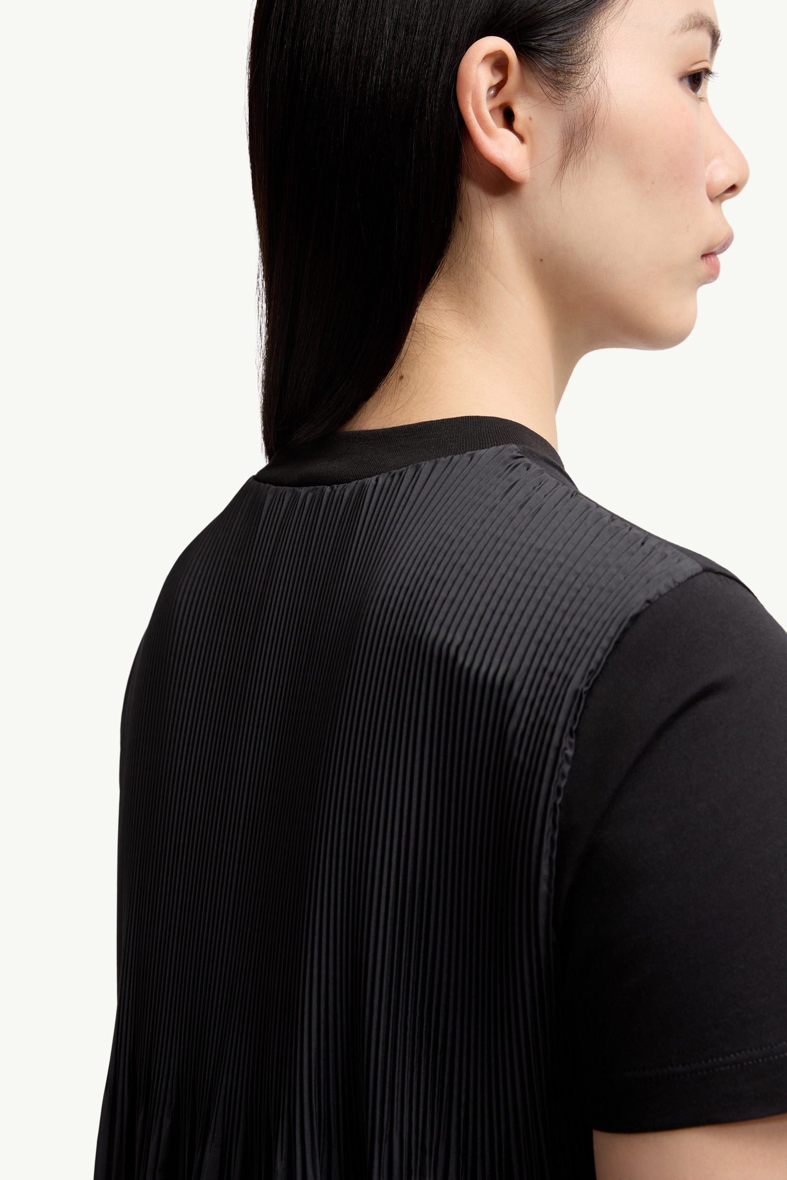 Pleated Back Cotton T-Shirt - 7