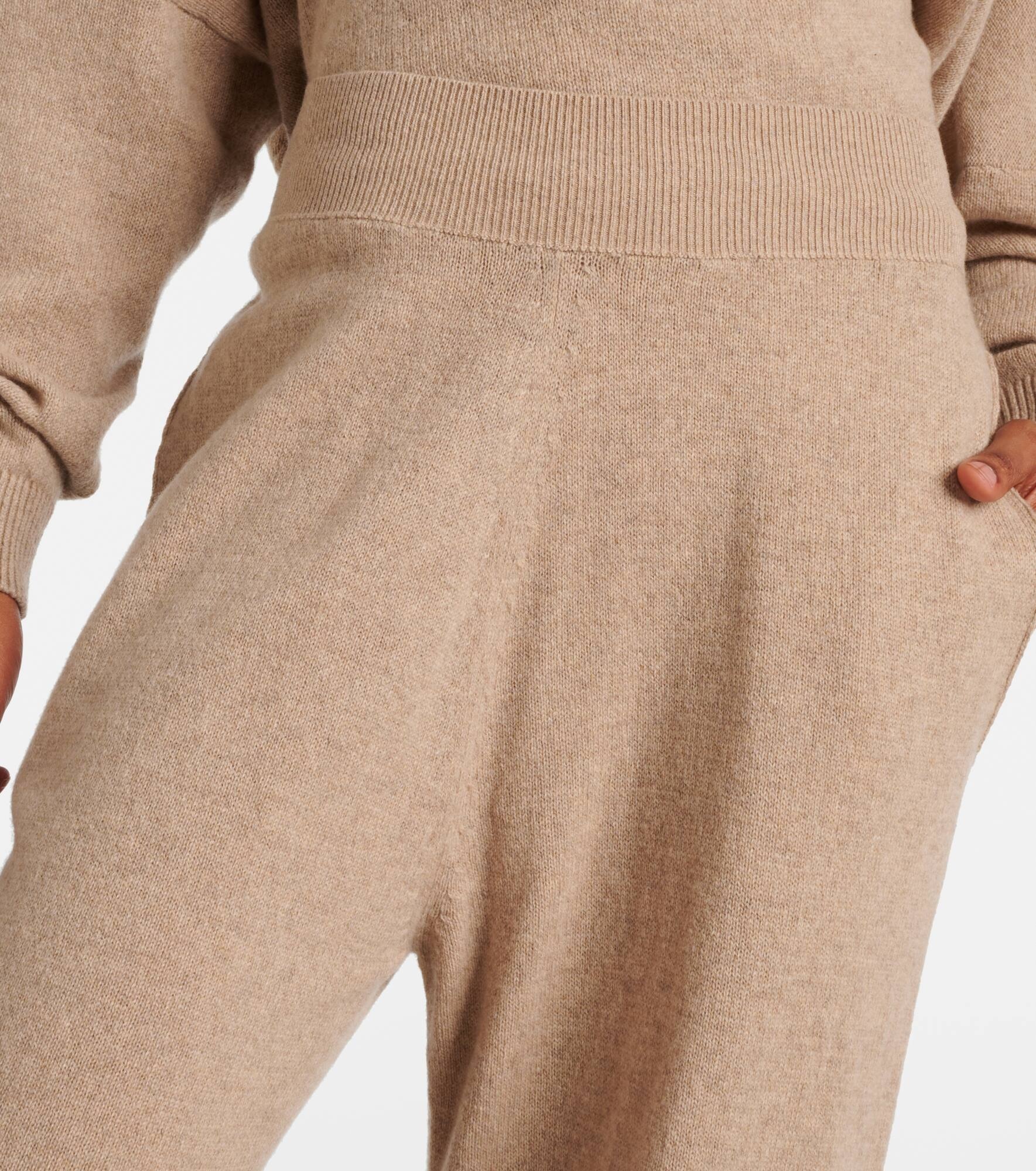 High-rise cashmere and wool sweatpants - 4