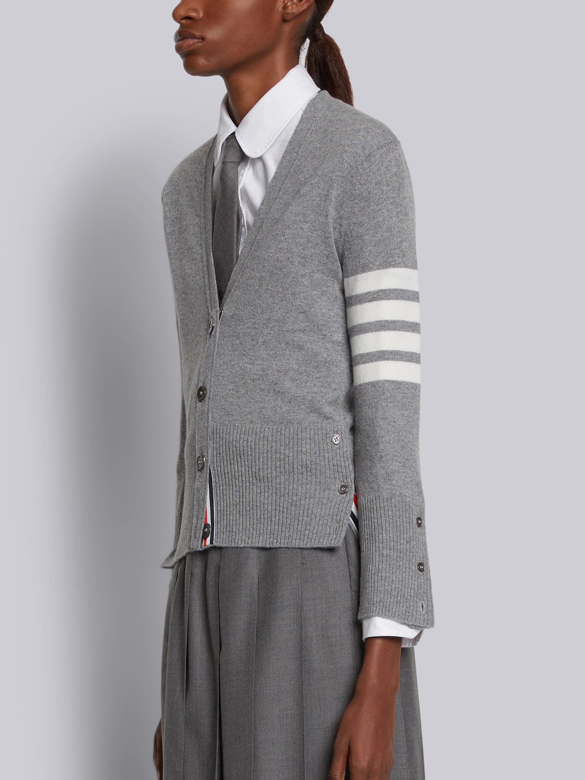 Light Grey Cashmere 4-Bar Classic V-Neck Cardigan - 2