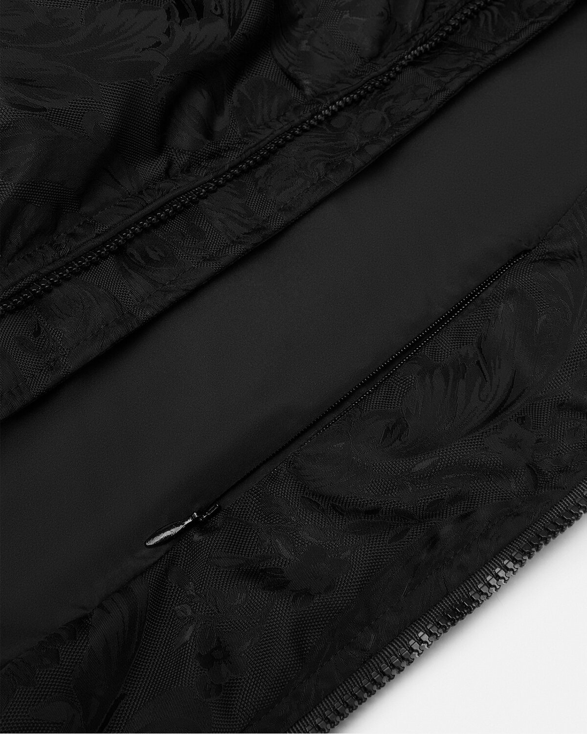 Barocco Silhouette Puffer Jacket - 6