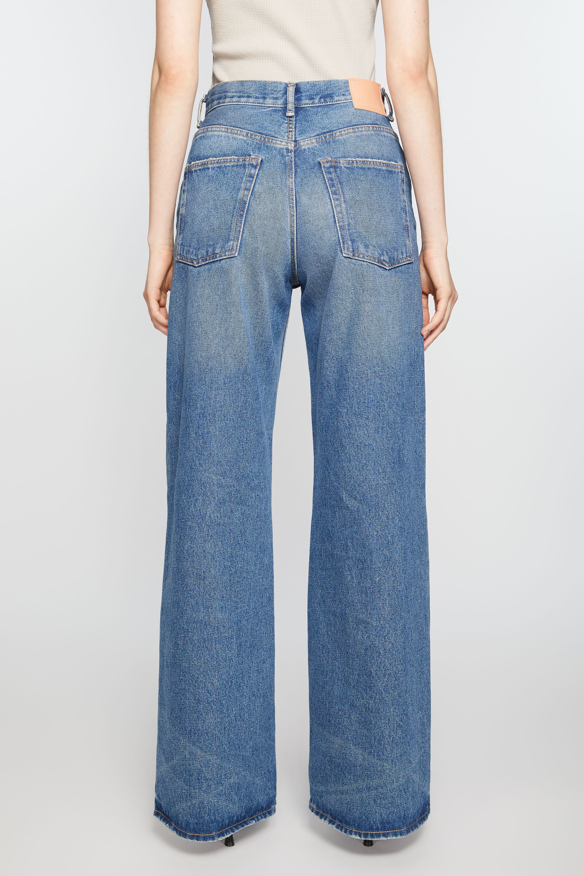 Relaxed fit jeans - 2022F - Mid blue - 5