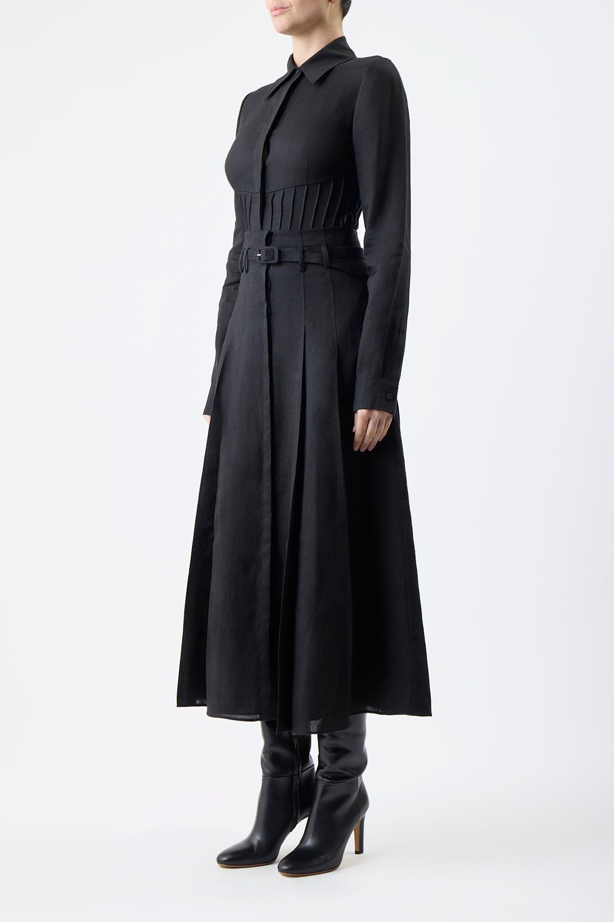 Dugald Pleated Skirt in Black Aloe Linen - 4