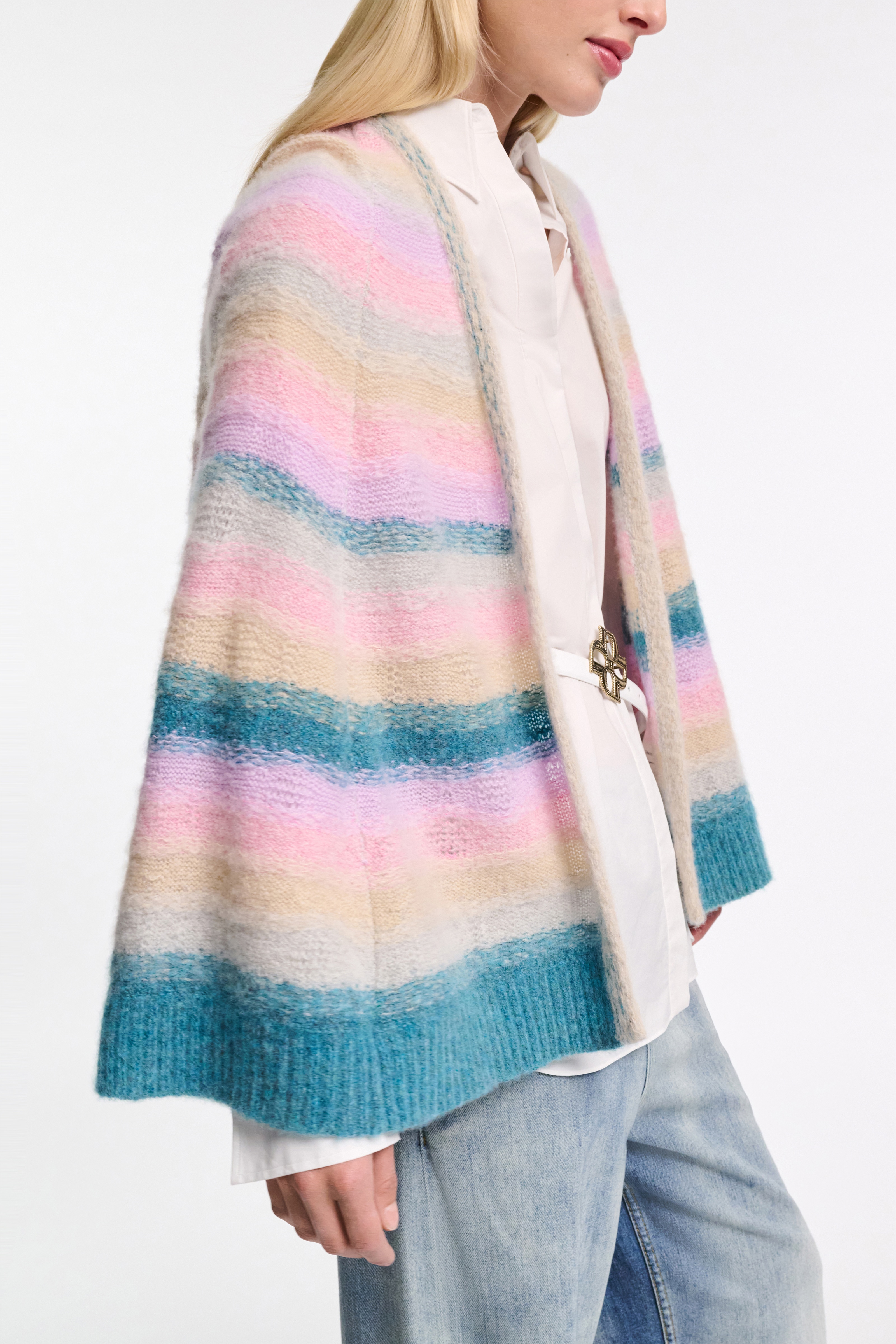 LUXURY LOVE cape - 6