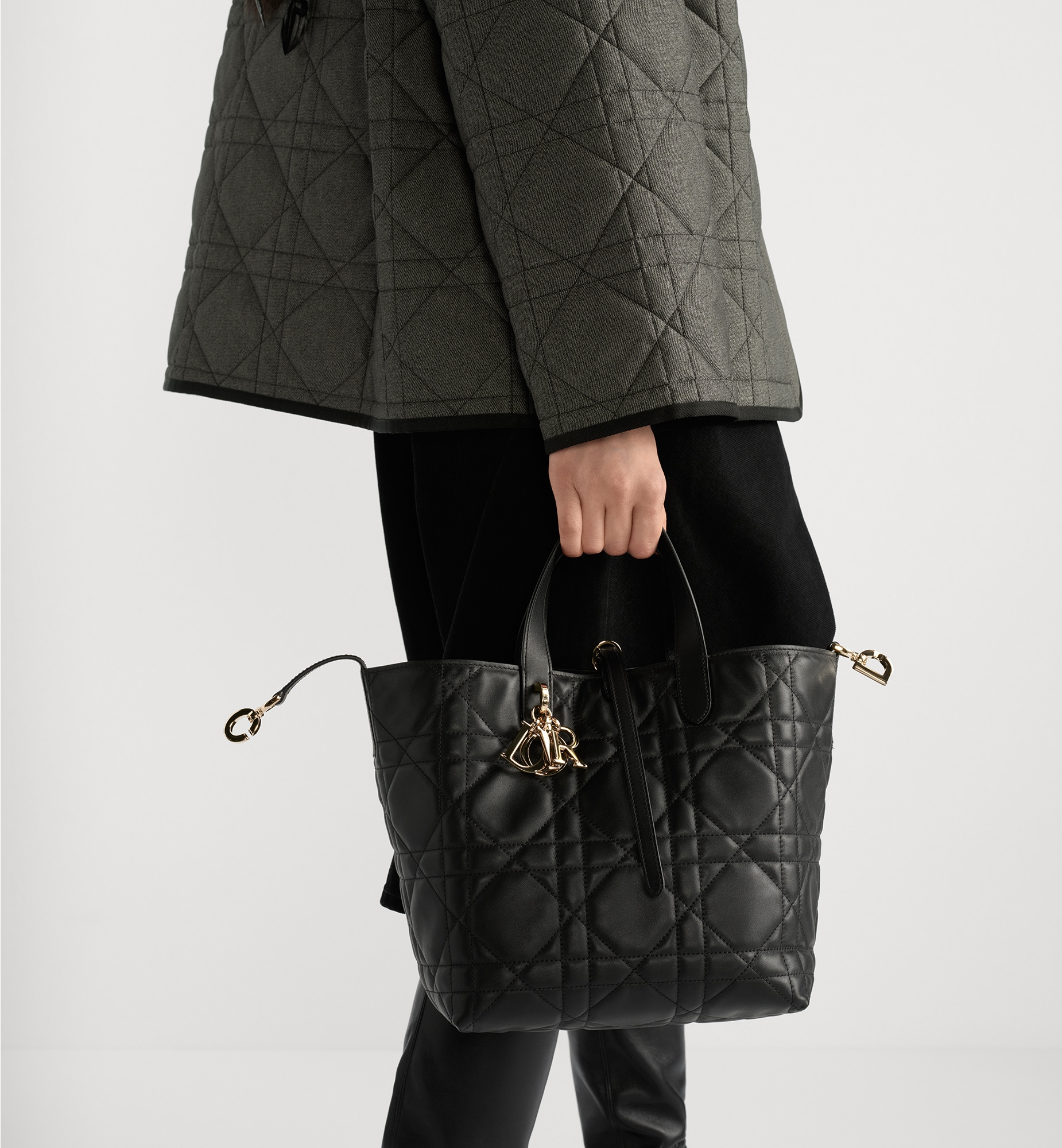 Medium Dior Toujours Vertical Tote Bag - 2