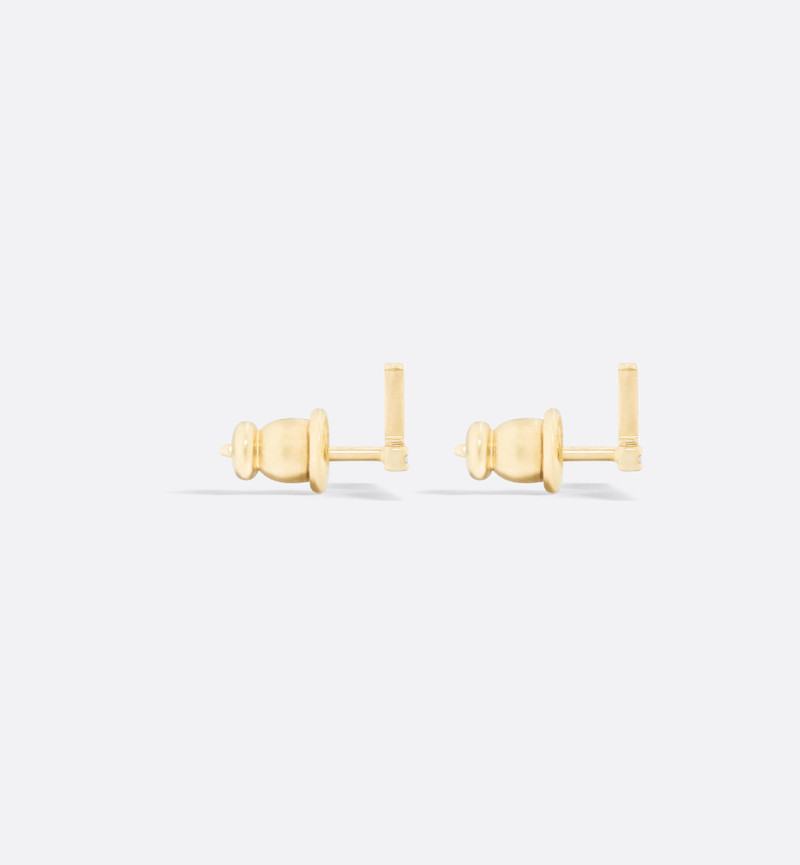 Dio(r)evolution Stud Earrings 4