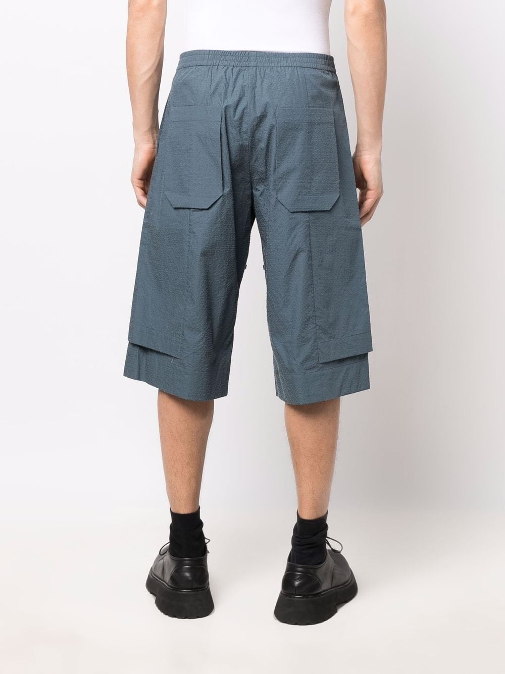 knee-length cargo shorts - 4