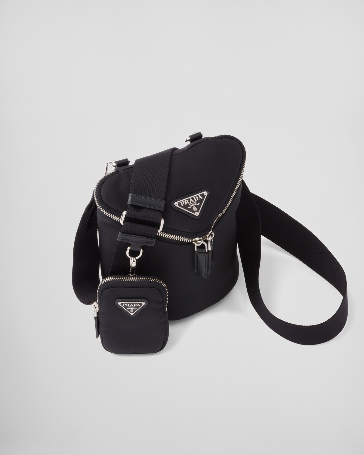 Re-Nylon and leather shoulder bag - 3