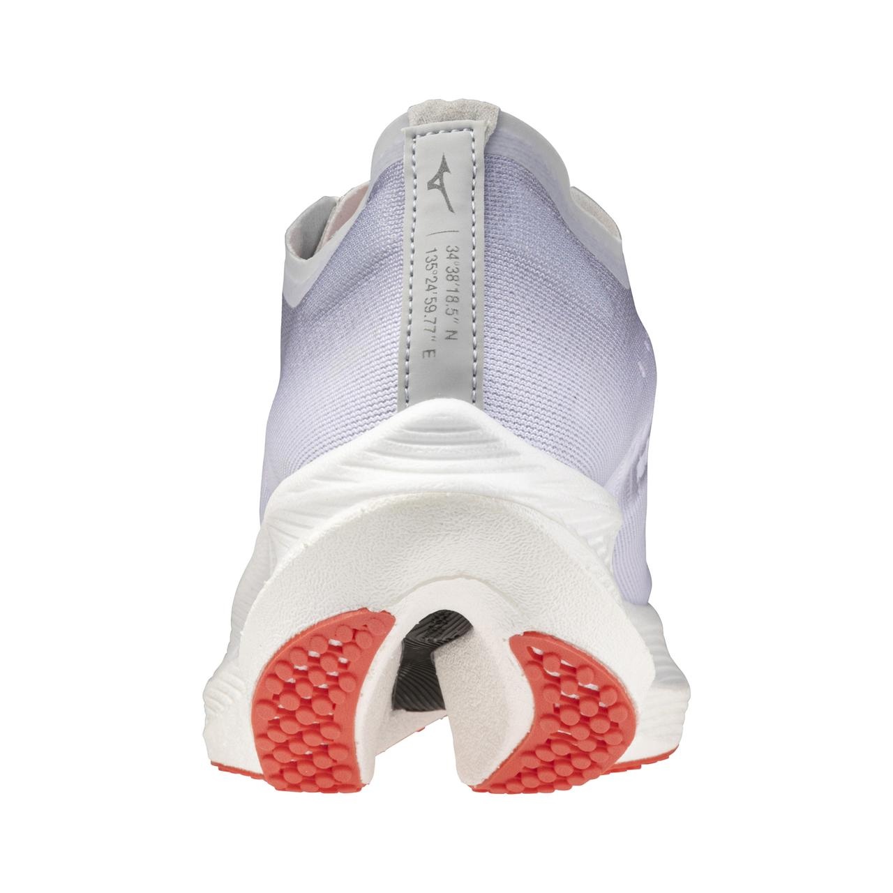 Women's Wave Rebellion Pro 2 Running Shoe - 5