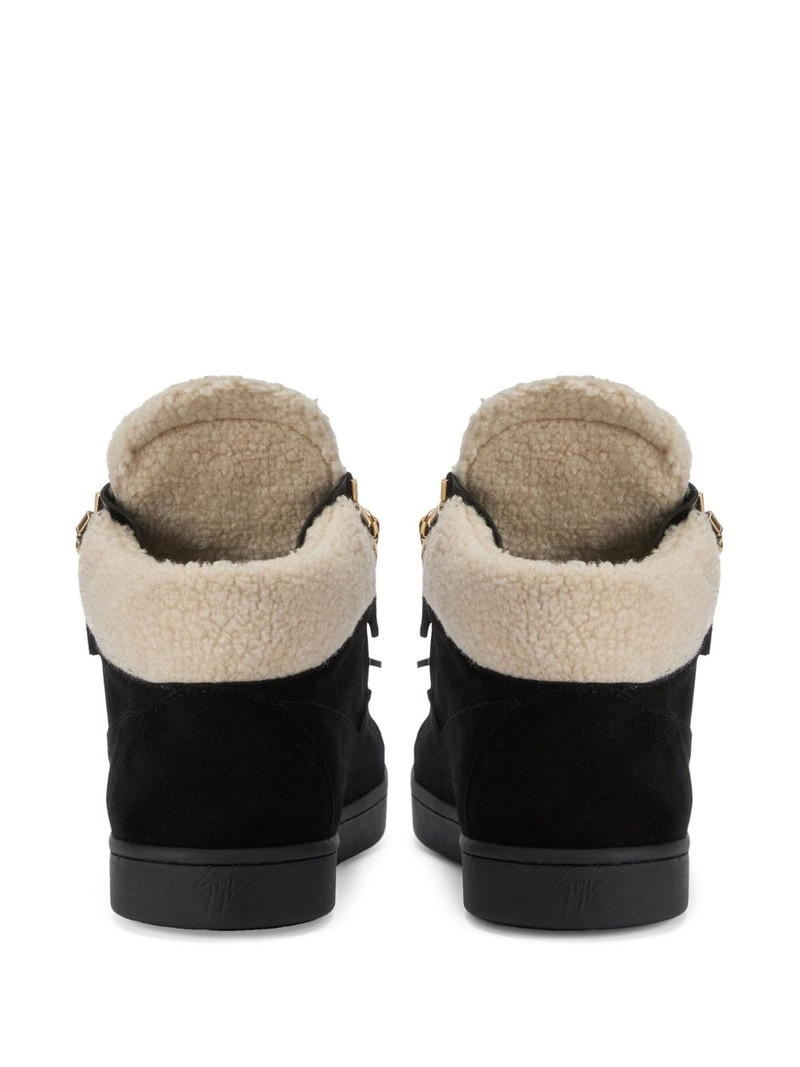 Kriss trainers 3
