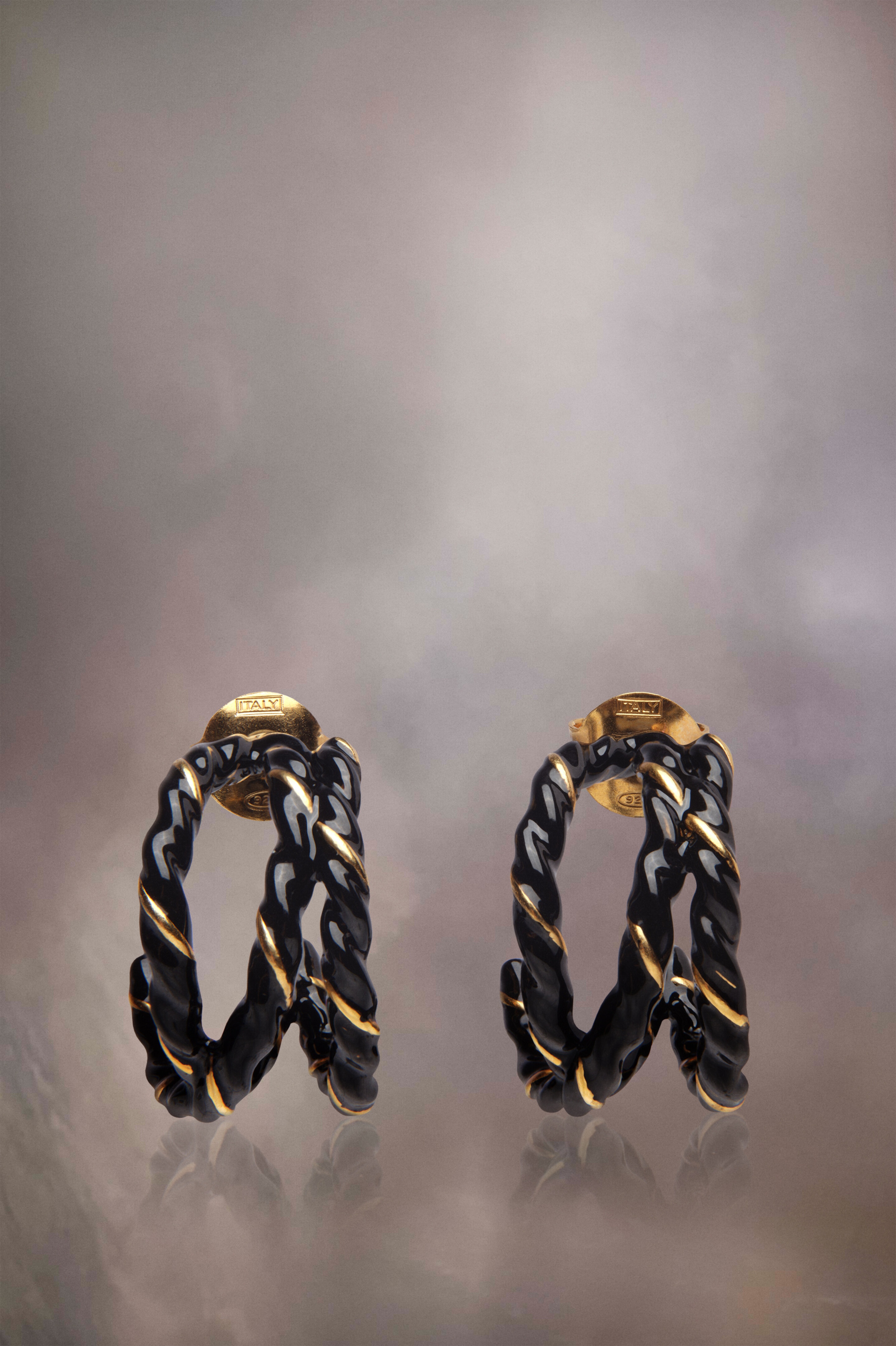 Laces earrings - 1