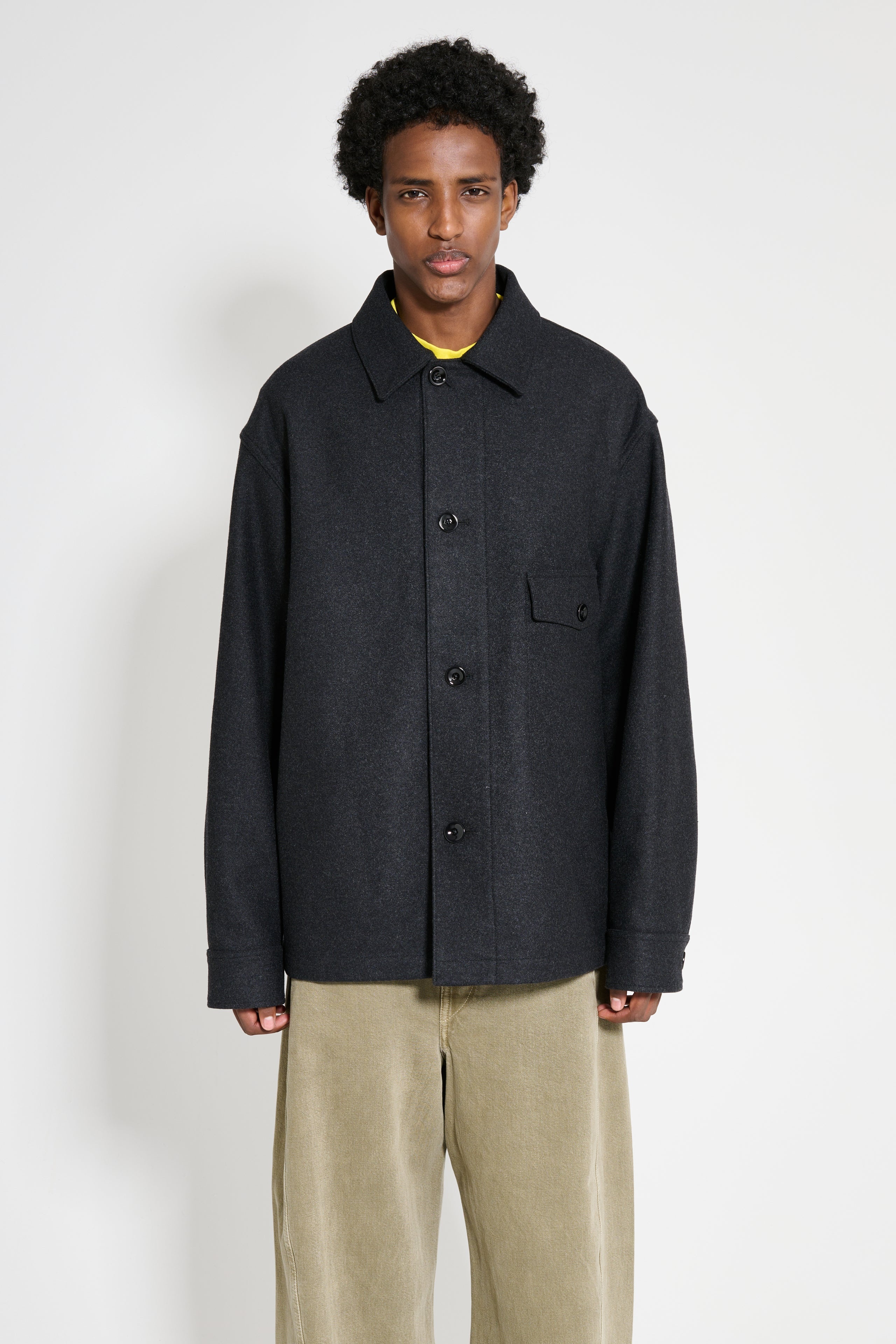 ジャケット・アウター LEMAIRE STAND COLLAR OVERSHIRT Lemaire LEMAIRE ONE POCKET OVERSHIRT ASH BLACK | tresbien