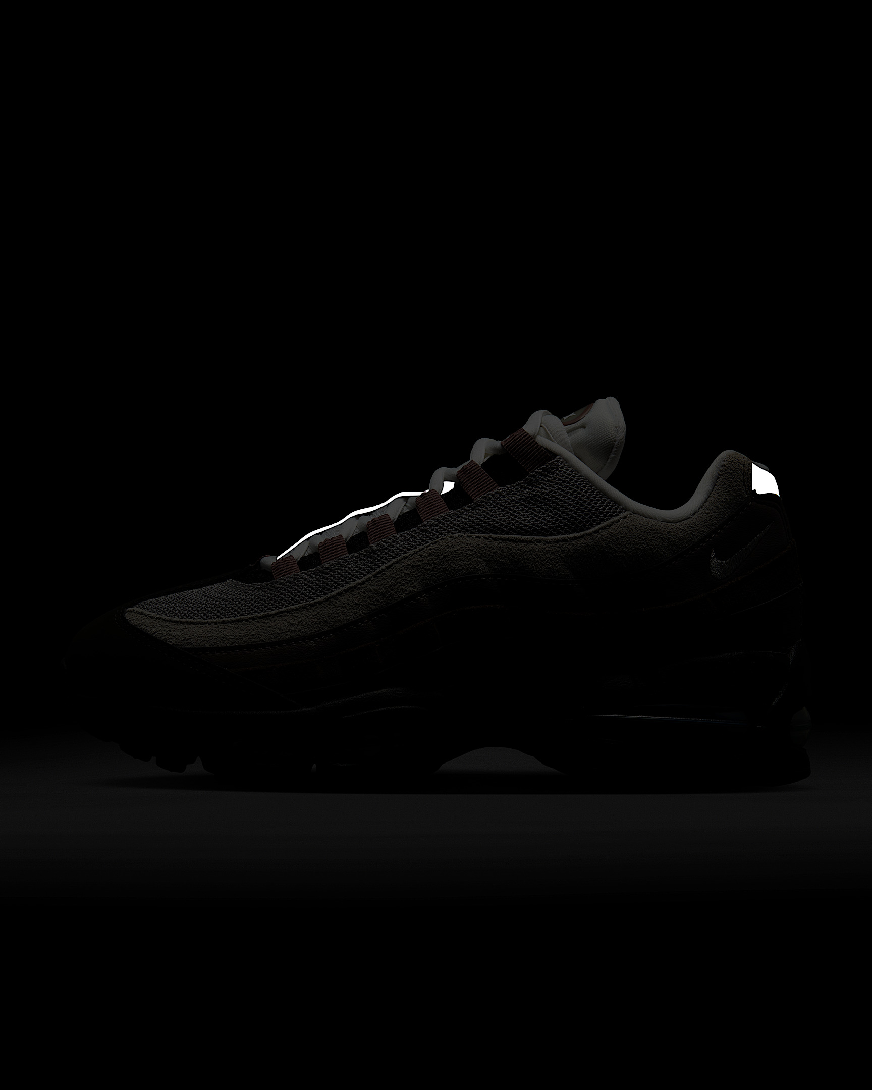 Nike Air Max 95 Women's Shoes - 11