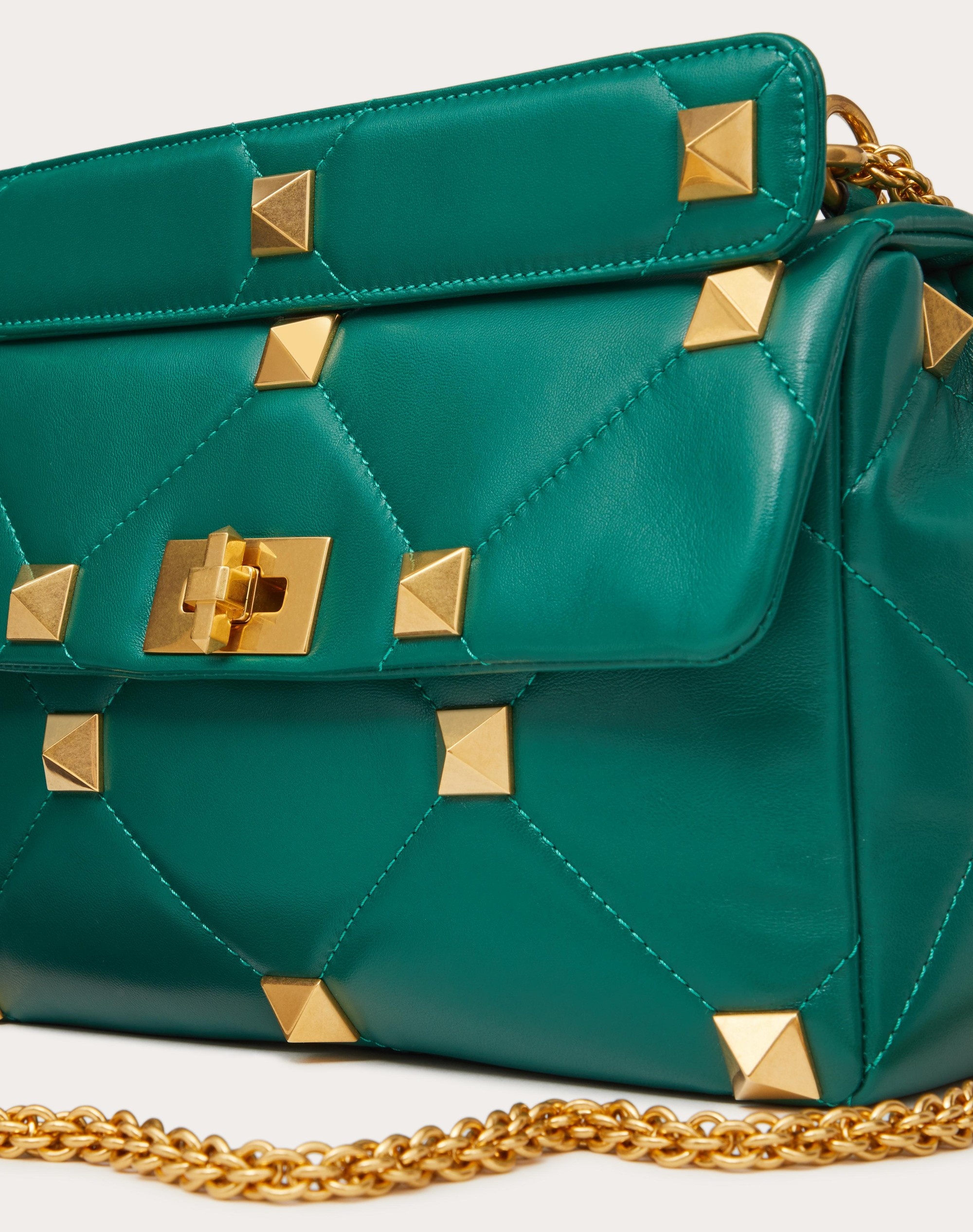 LARGE ROMAN STUD THE SHOULDER BAG IN NAPPA WITH CHAIN - 5