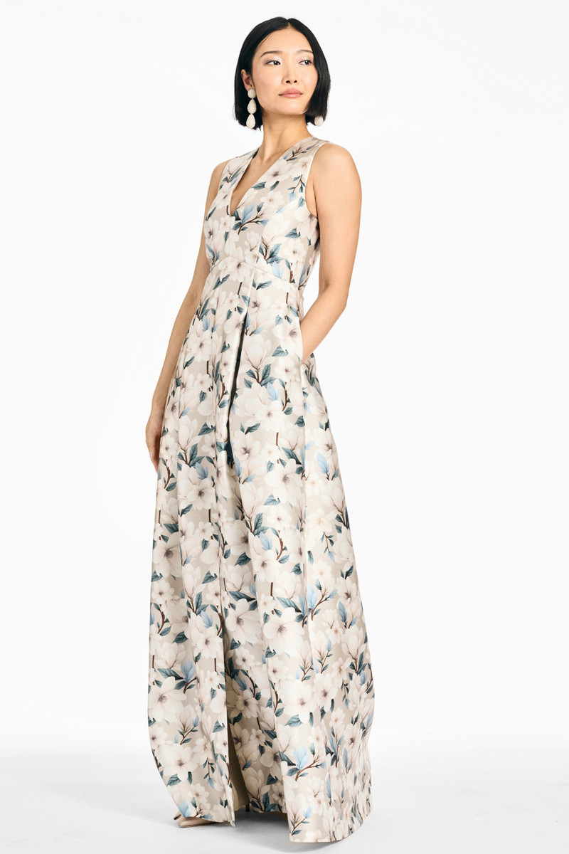 BROOKLYNNE GOWN - CHAMPAGNE MAGNOLIA 6