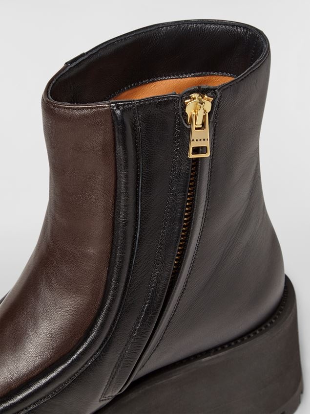 BI-COLOURED NAPPA ANKLE BOOT WITH ZIP - 5
