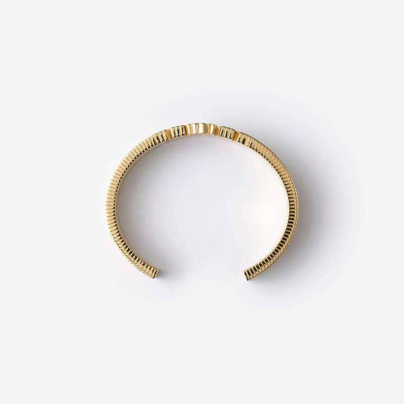 Burberry Rose Cuff outlook