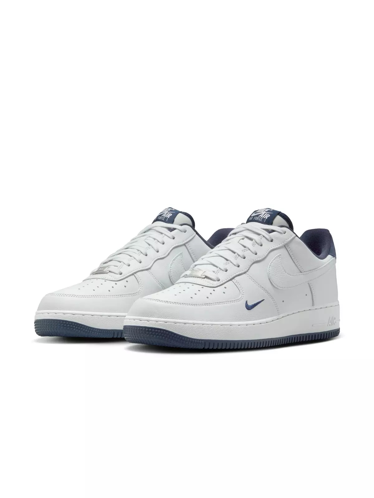 Air Force 1 '07 LV8 "Photon Dust/Obsidian" Men's Shoe - 5