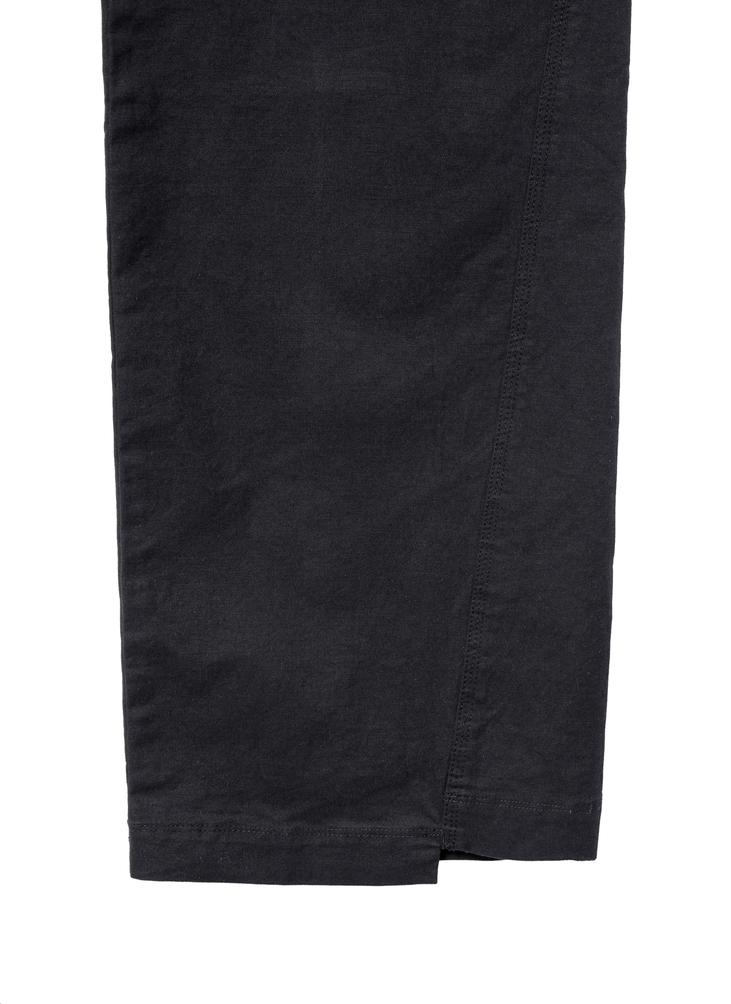 TROUSERS
( - 6