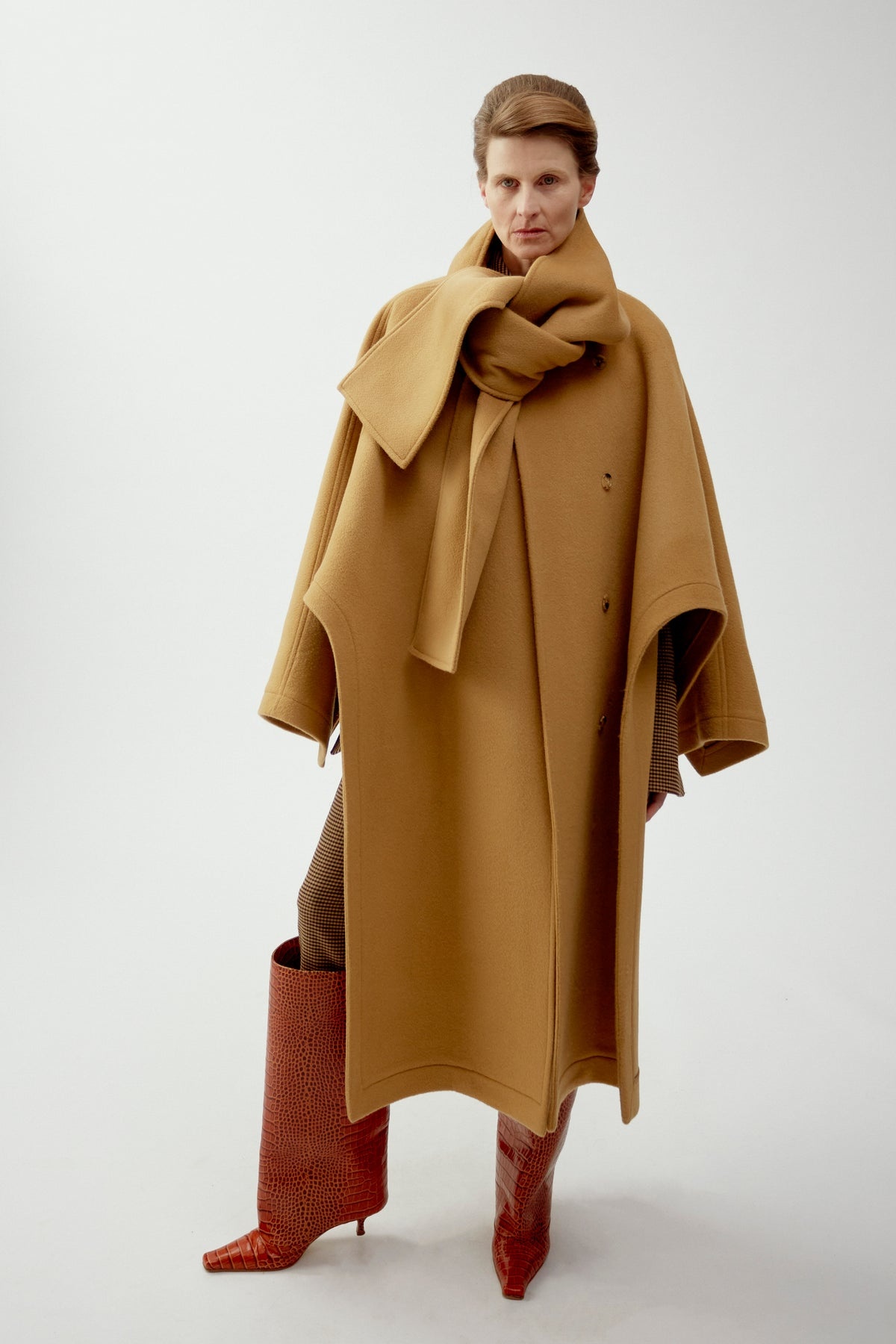 OPEN SLEEVE PONCHO COAT WITH SCARF DETAIL BEIGE - 11