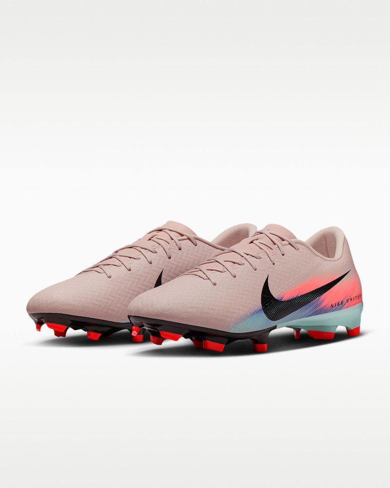 Nike United Mercurial Vapor 16 Academy Multi-Ground Low-Top Soccer Cleats 5