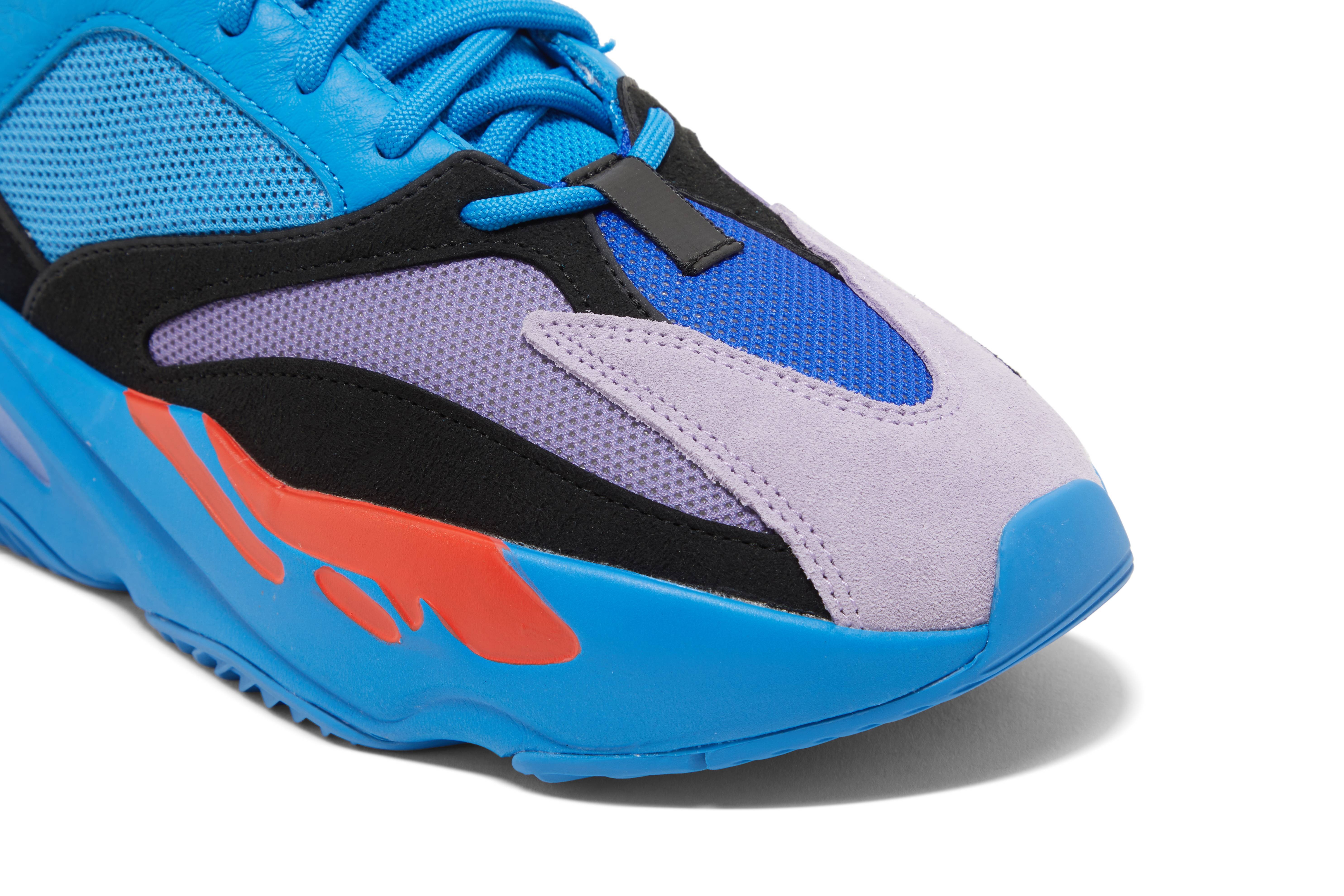 Yeezy Boost 700 'Hi-Res Blue' - 9