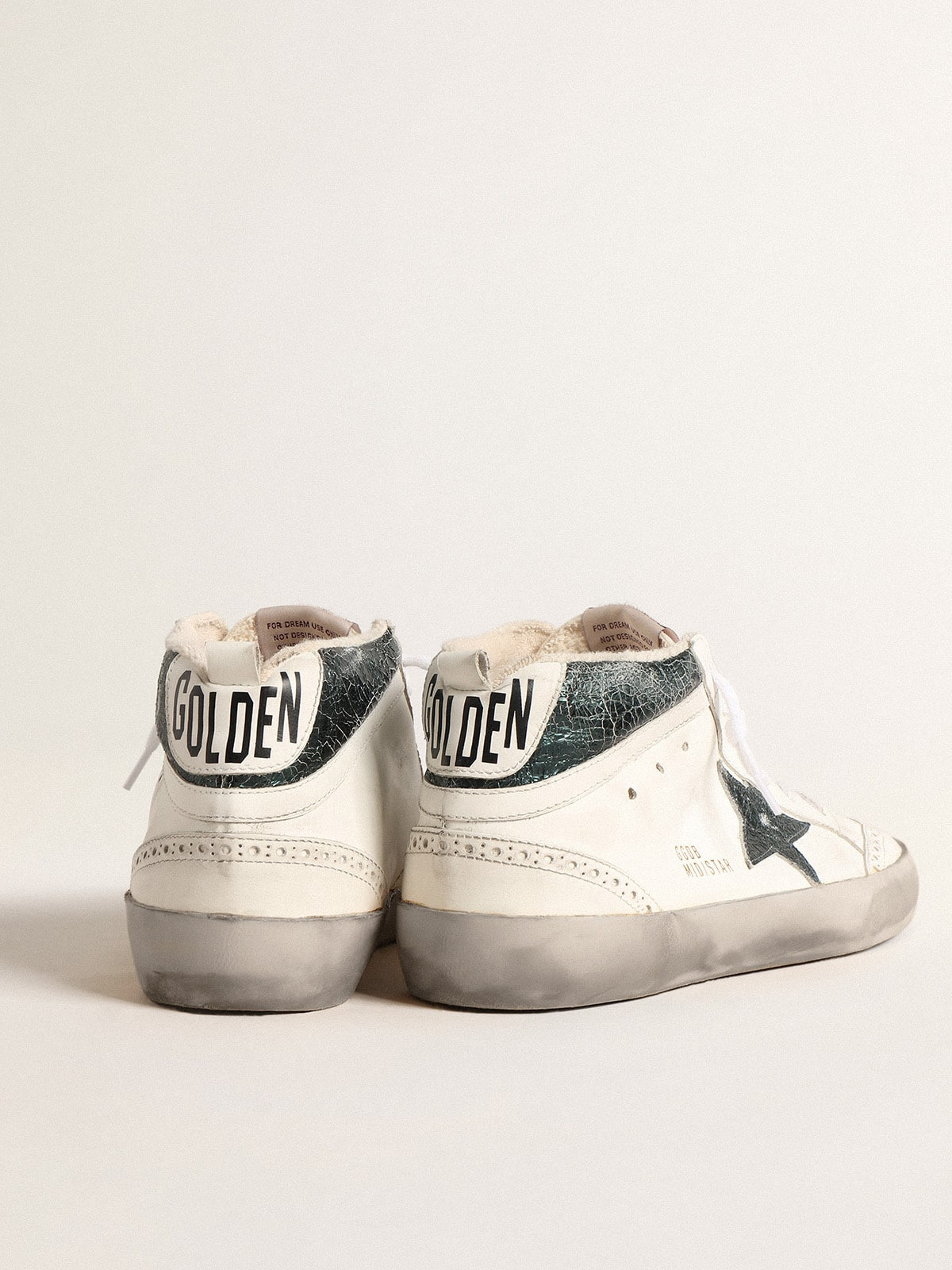 Mid Star with green metallic leather star and white flash - 5